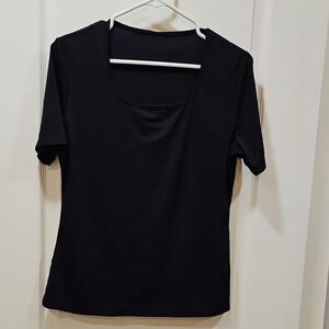 Source Unknown Black Short Sleeve Tee